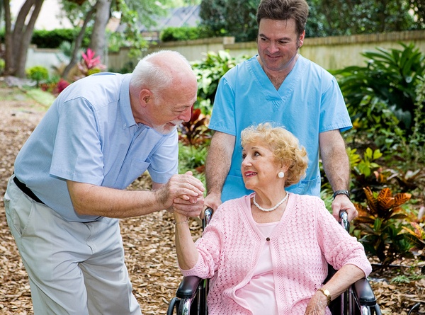 Six Tips to Help Seniors Transition to Nursing Home Life
